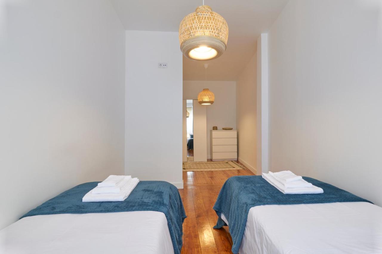 Retiro Da Graça: Stylish Sunny Apt With A Balcony Appartement *