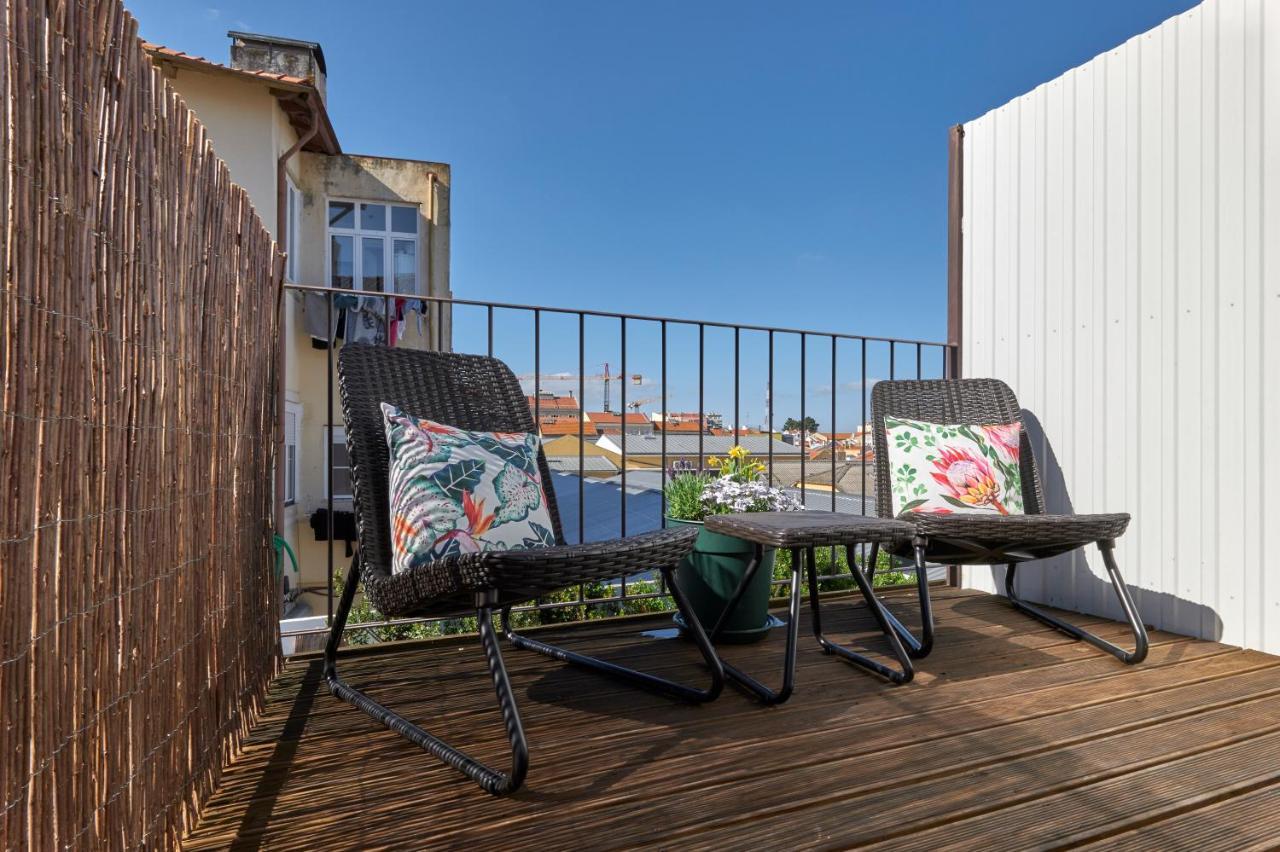 Retiro Da Graça: Stylish Sunny Apt With A Balcony Appartement Lisboa